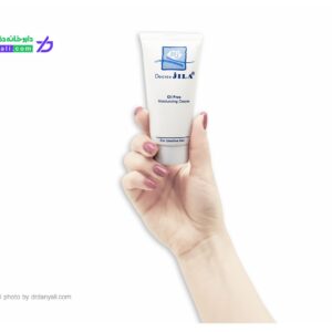 کرم مرطوب کننده با چربی کنترل شده دکتر ژیلا