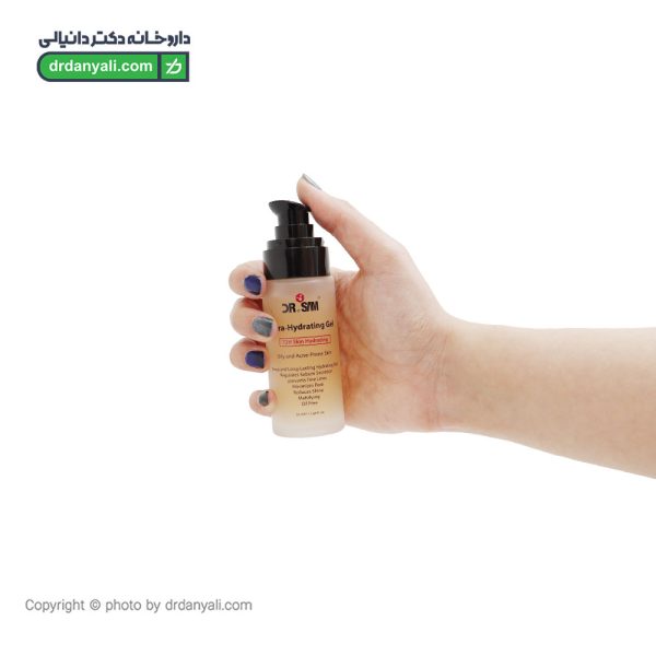 ژل آبرسان پوست چرب دکتر سام