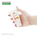 کرم ضد آفتاب بی رنگ پوست خشک SPF50 لایسل